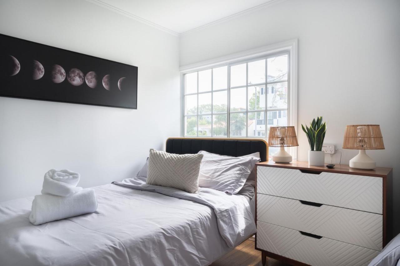 Hébergement de vacances Angel&rose Universal Hollywood Heated Pool House King Bed *